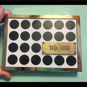 🎀Gwen Stefani Urban Decay Palette🎀